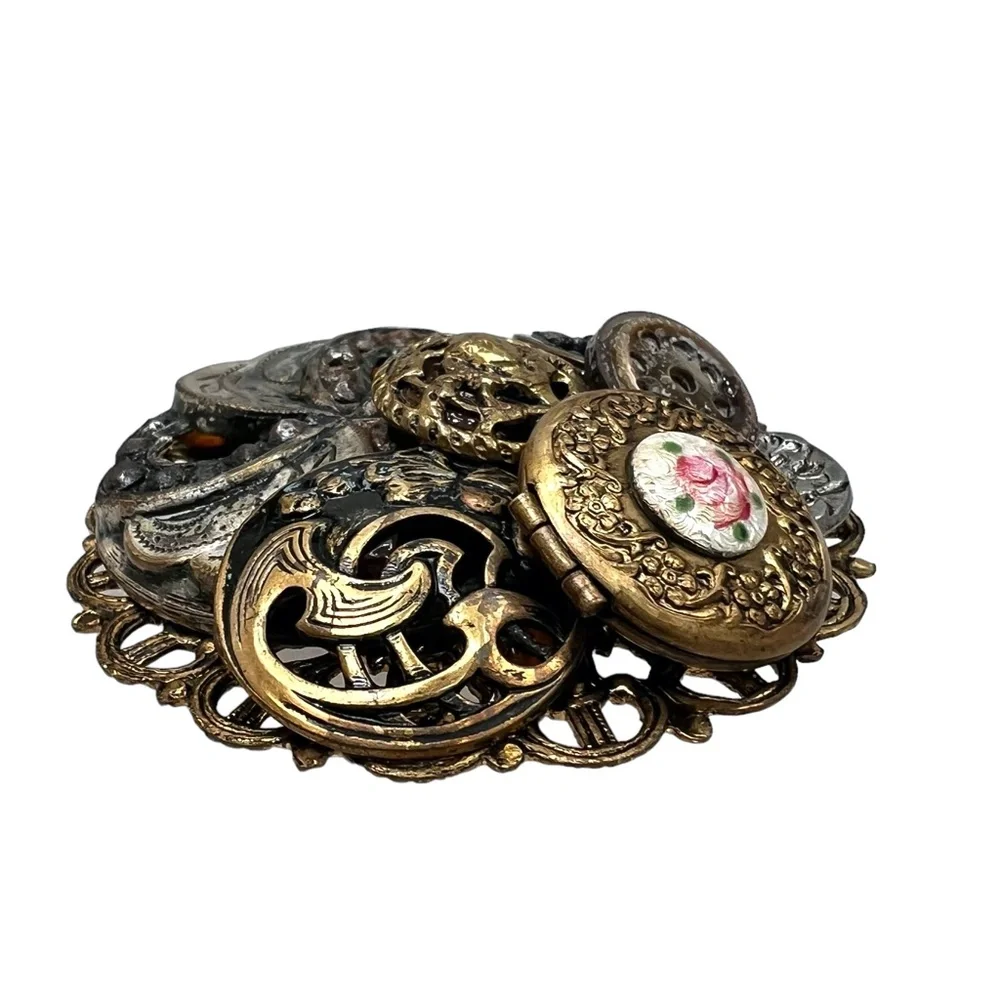 VINTAGE 3D BROOCH WITH WORKING LOCKET, HEARTS, & BUTTONS - NO PIN